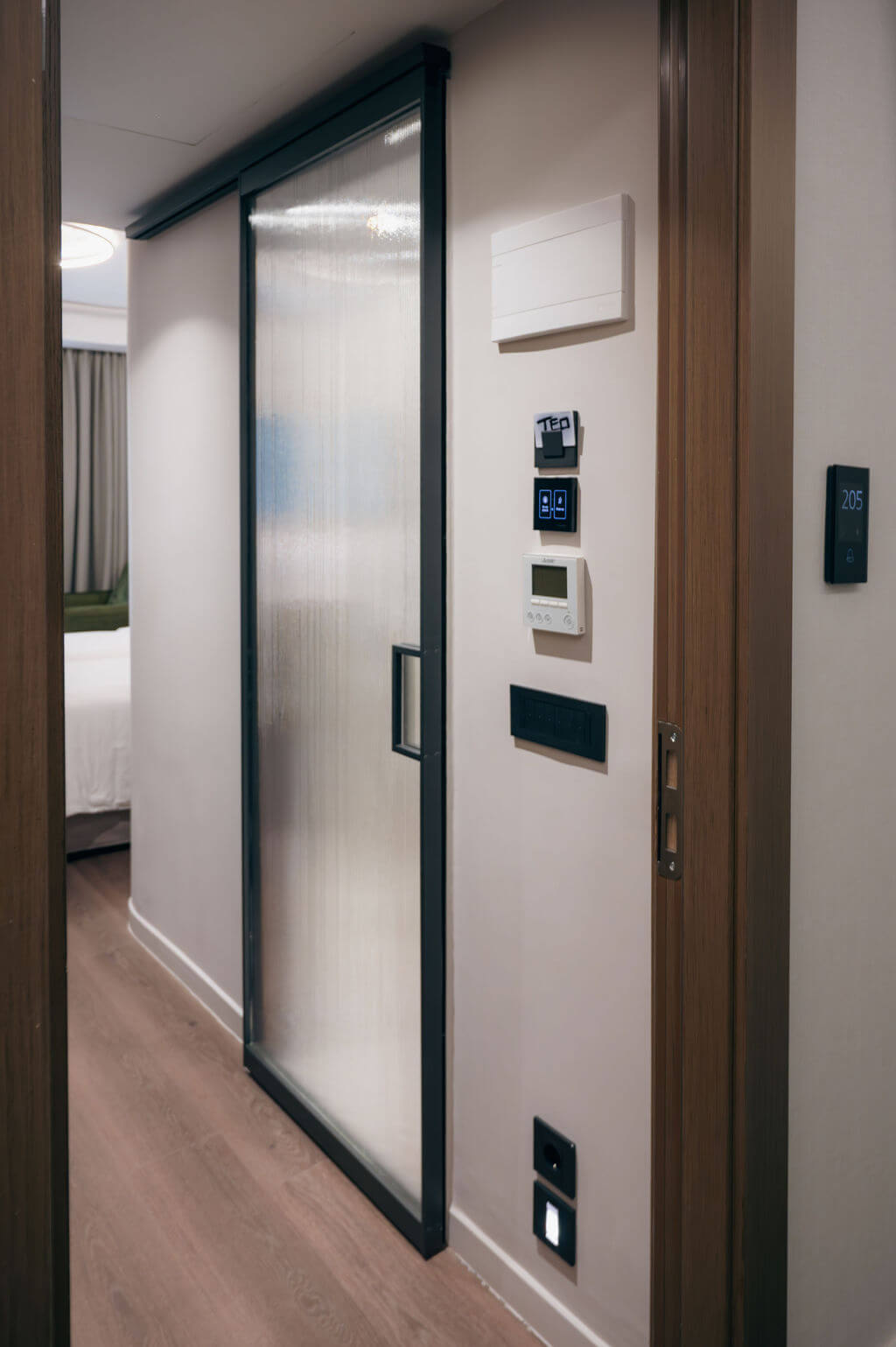Facility One Image