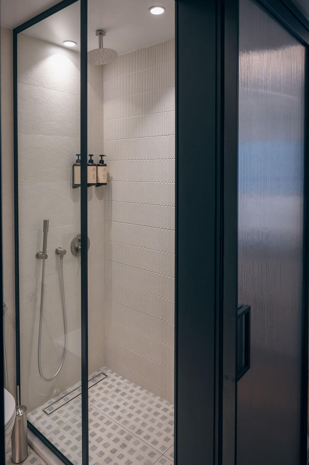 Facility One Image